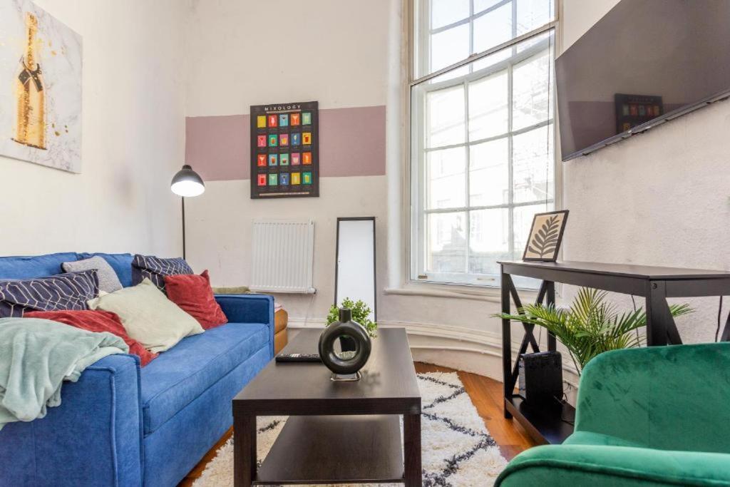 Newcastle'S Most Central Apartment - Sleeps 10 Kültér fotó