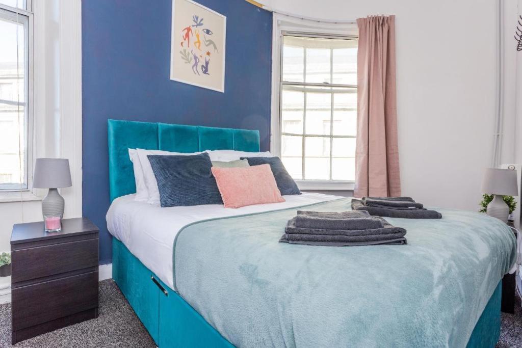 Newcastle'S Most Central Apartment - Sleeps 10 Kültér fotó
