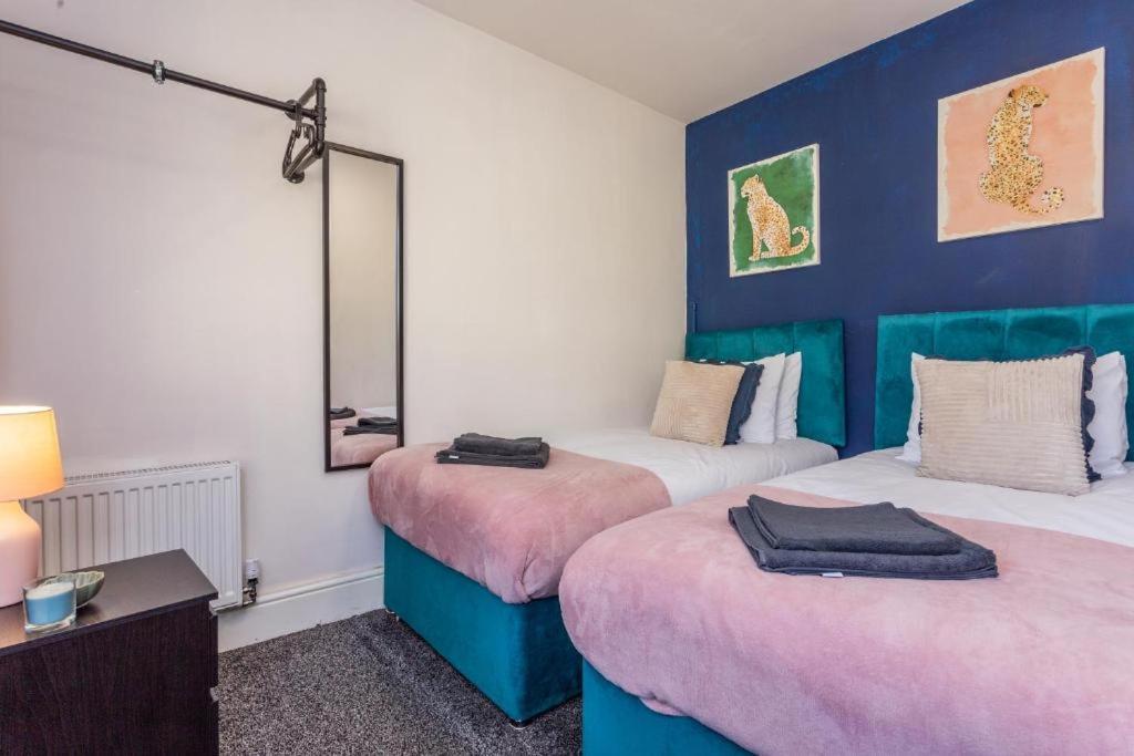 Newcastle'S Most Central Apartment - Sleeps 10 Kültér fotó