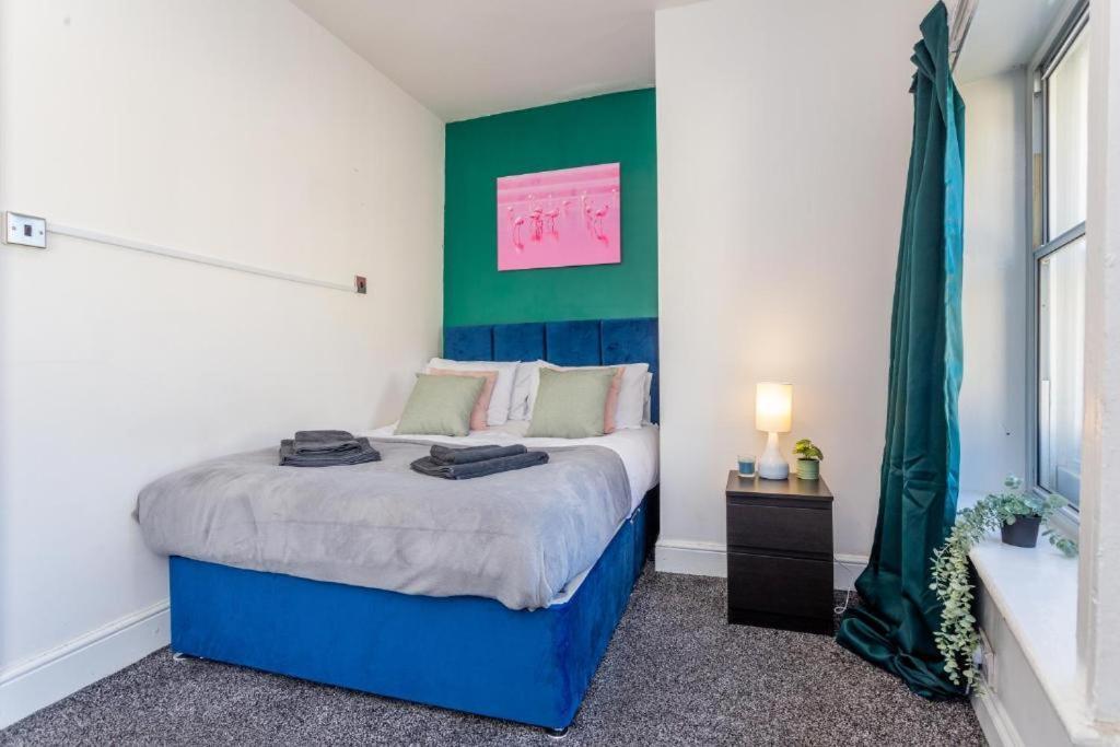 Newcastle'S Most Central Apartment - Sleeps 10 Kültér fotó