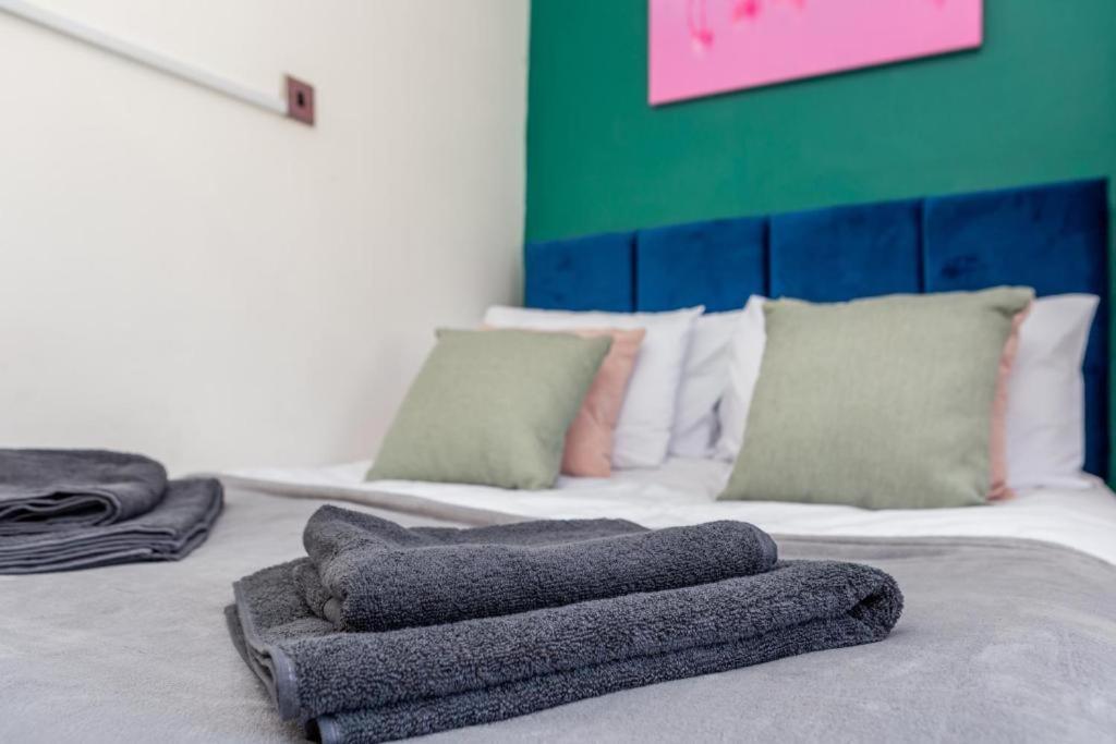 Newcastle'S Most Central Apartment - Sleeps 10 Kültér fotó